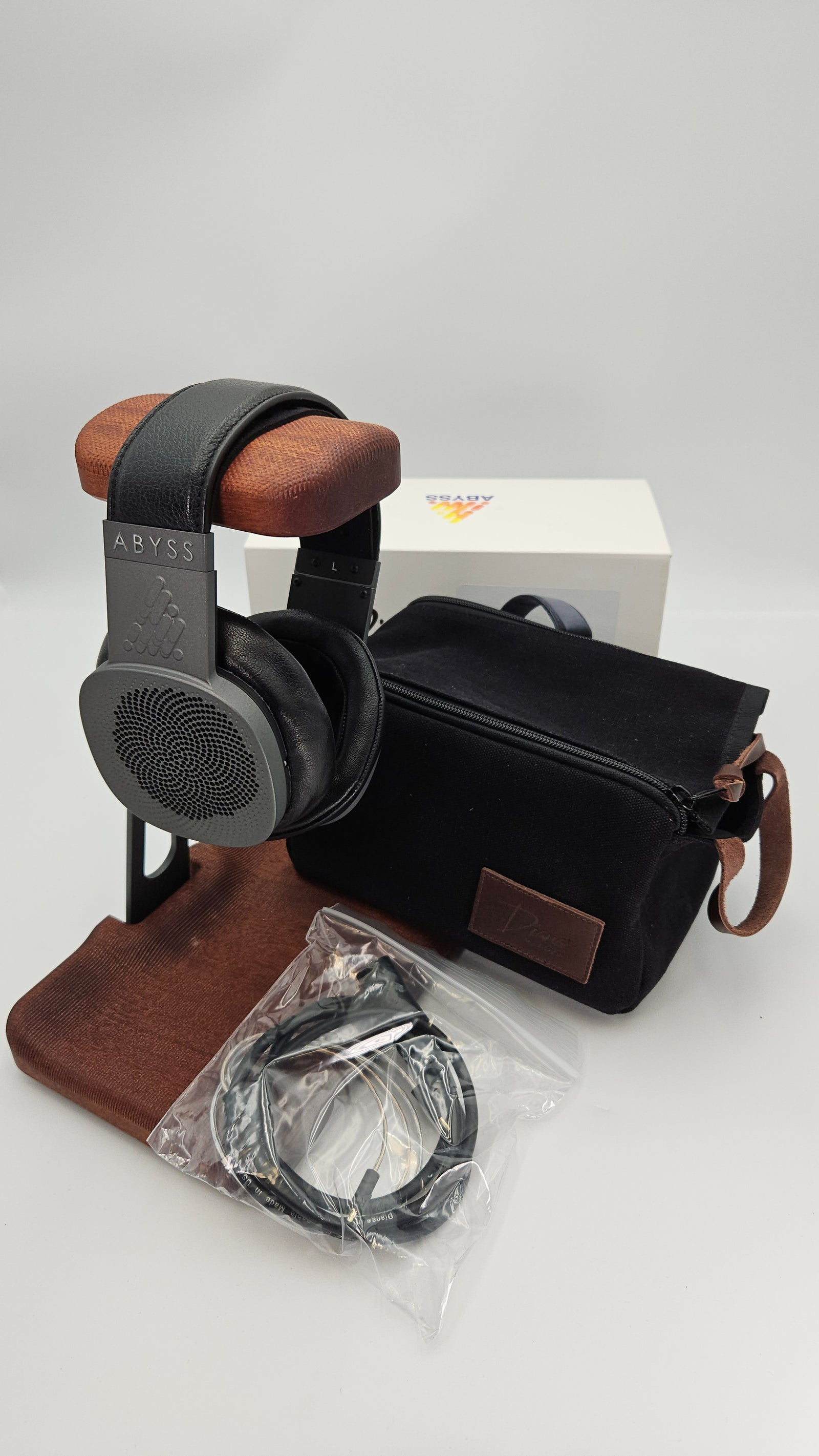 ABYSS Diana TC Headphone - Used - 1 year warranty - Titanium Grey