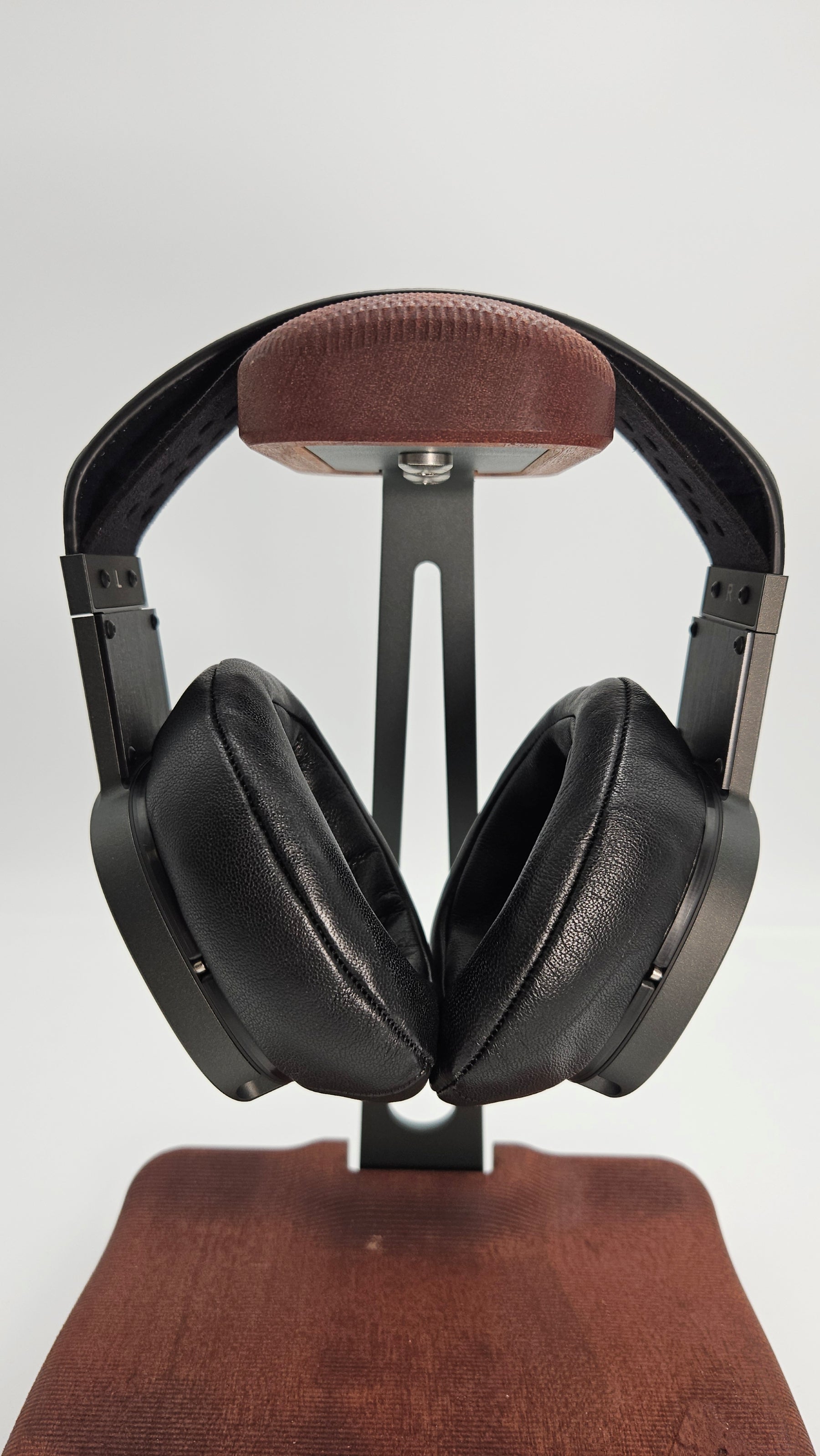 ABYSS Diana MR Headphone with Add-on ear pads -  Demo Unit - 1 year warranty